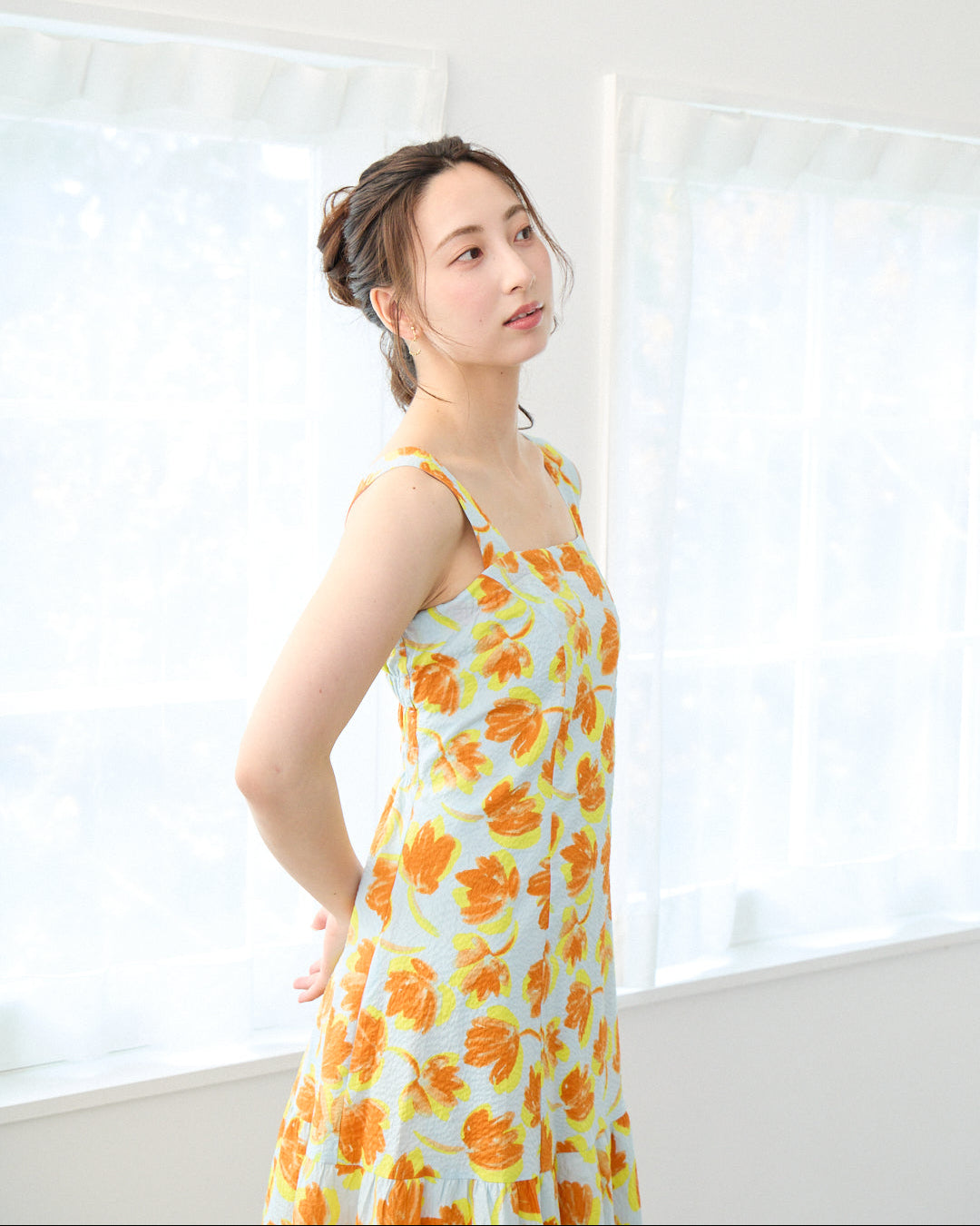 並木道の散歩DRESS