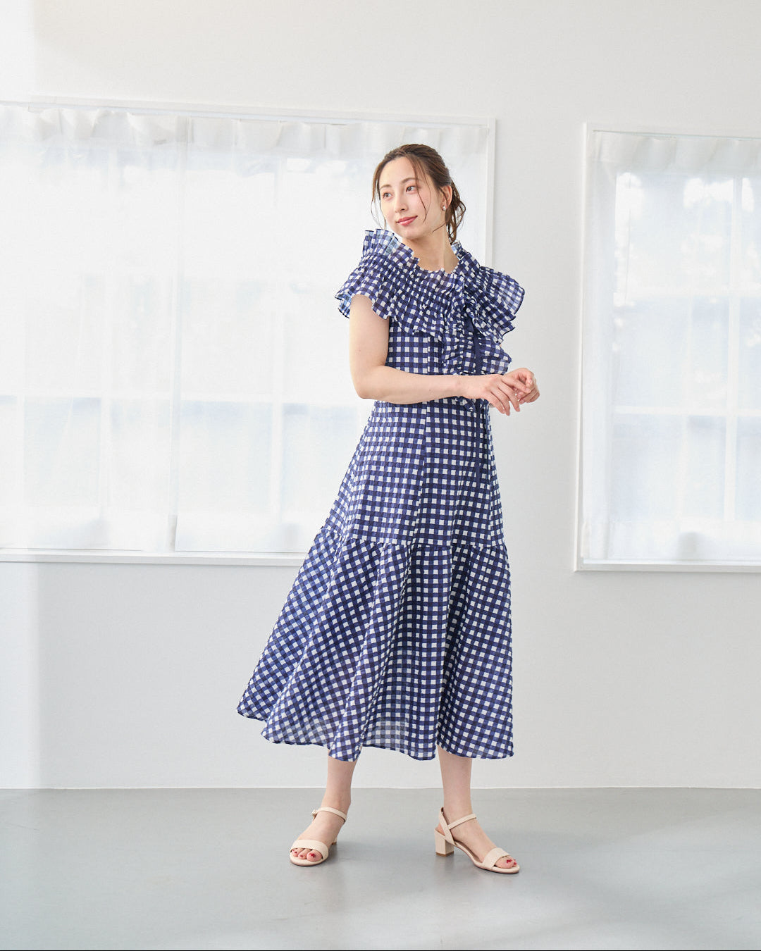 並木道の散歩DRESS