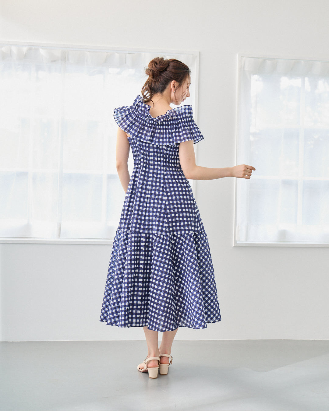 並木道の散歩DRESS