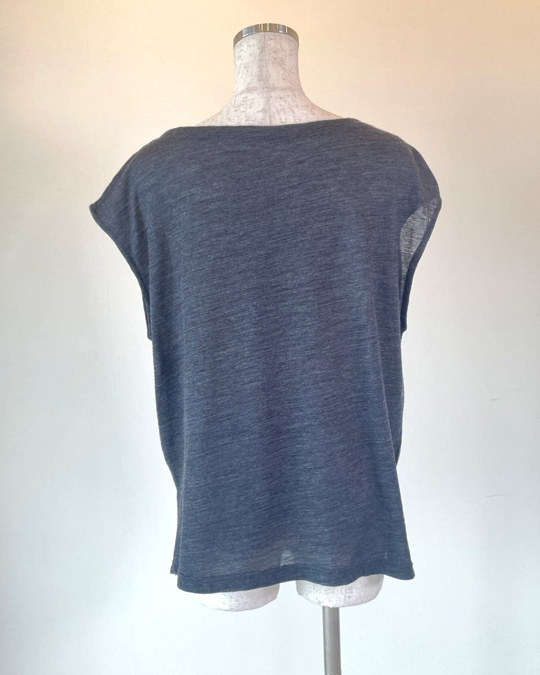 草原のTシャツ