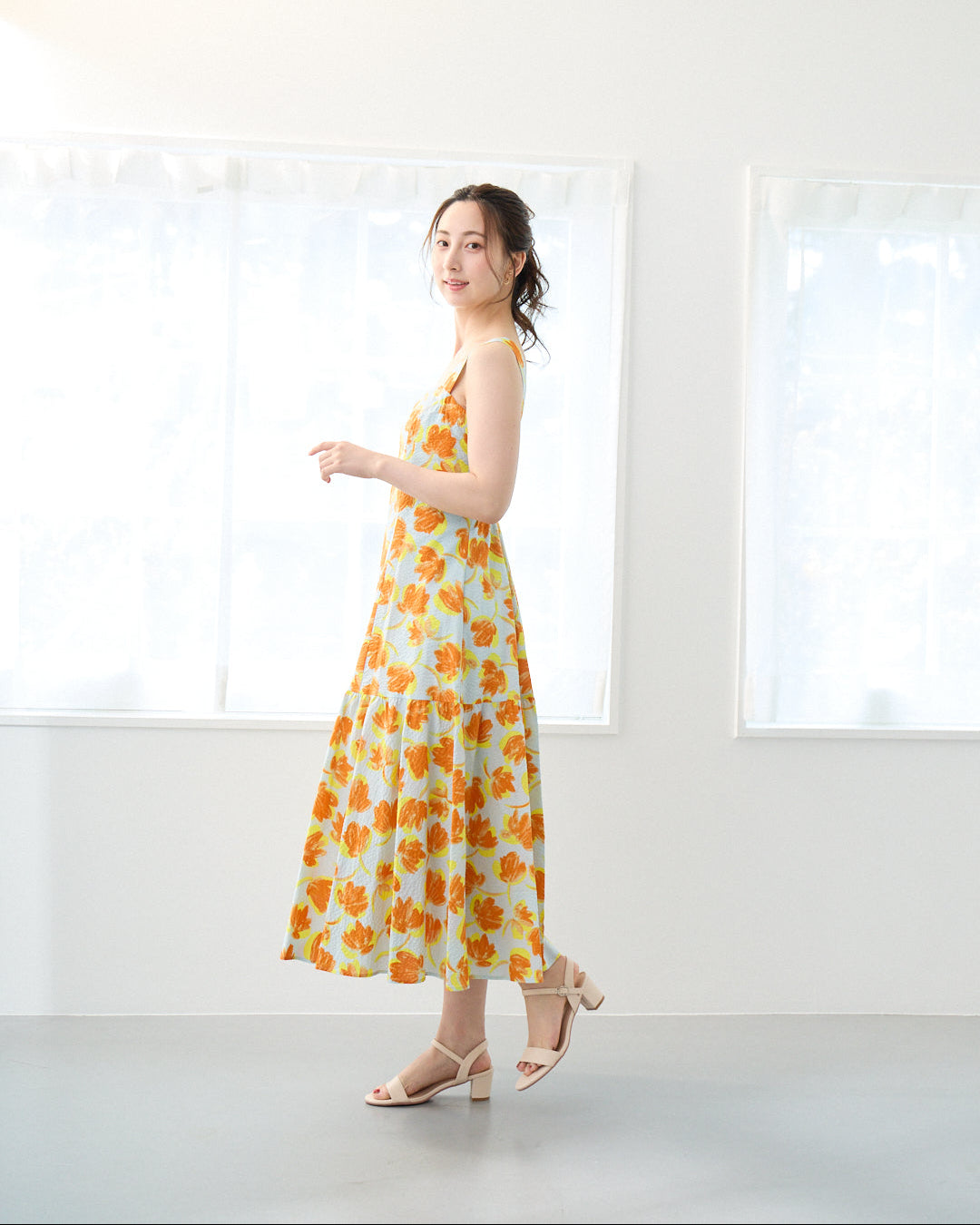 並木道の散歩DRESS