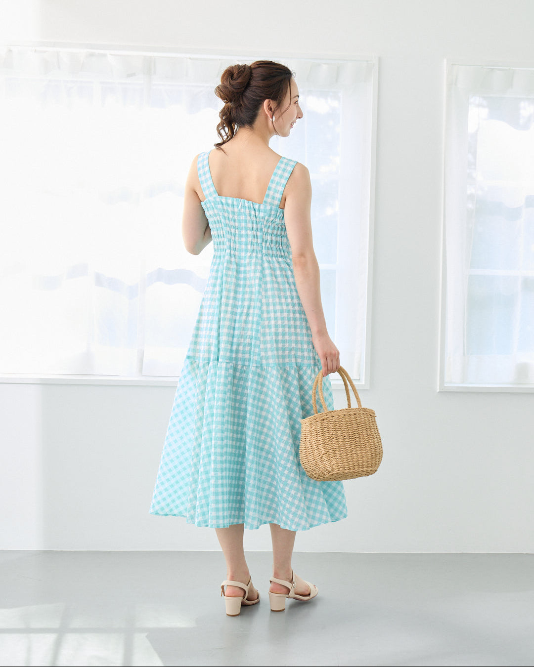 並木道の散歩DRESS