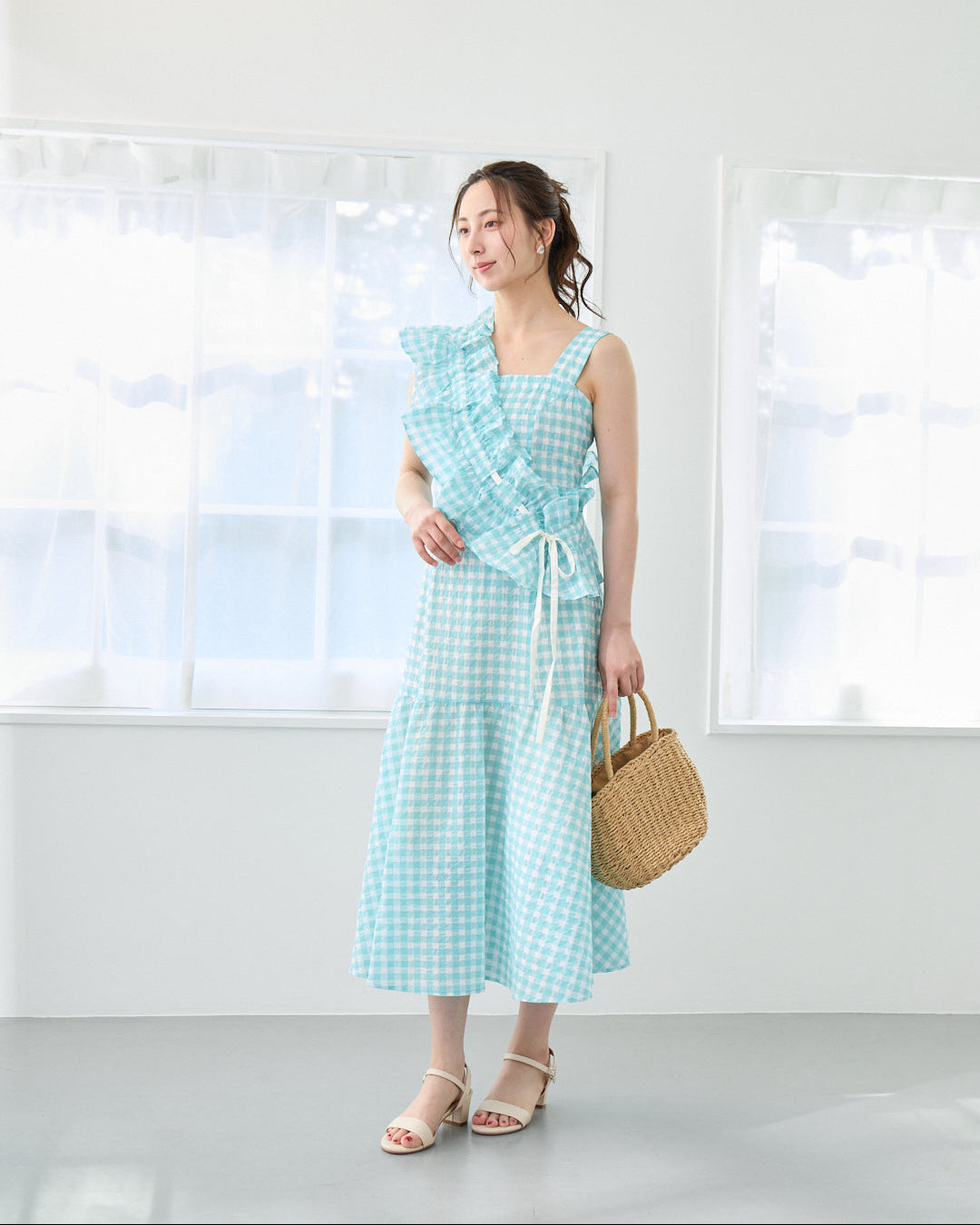 並木道の散歩DRESS