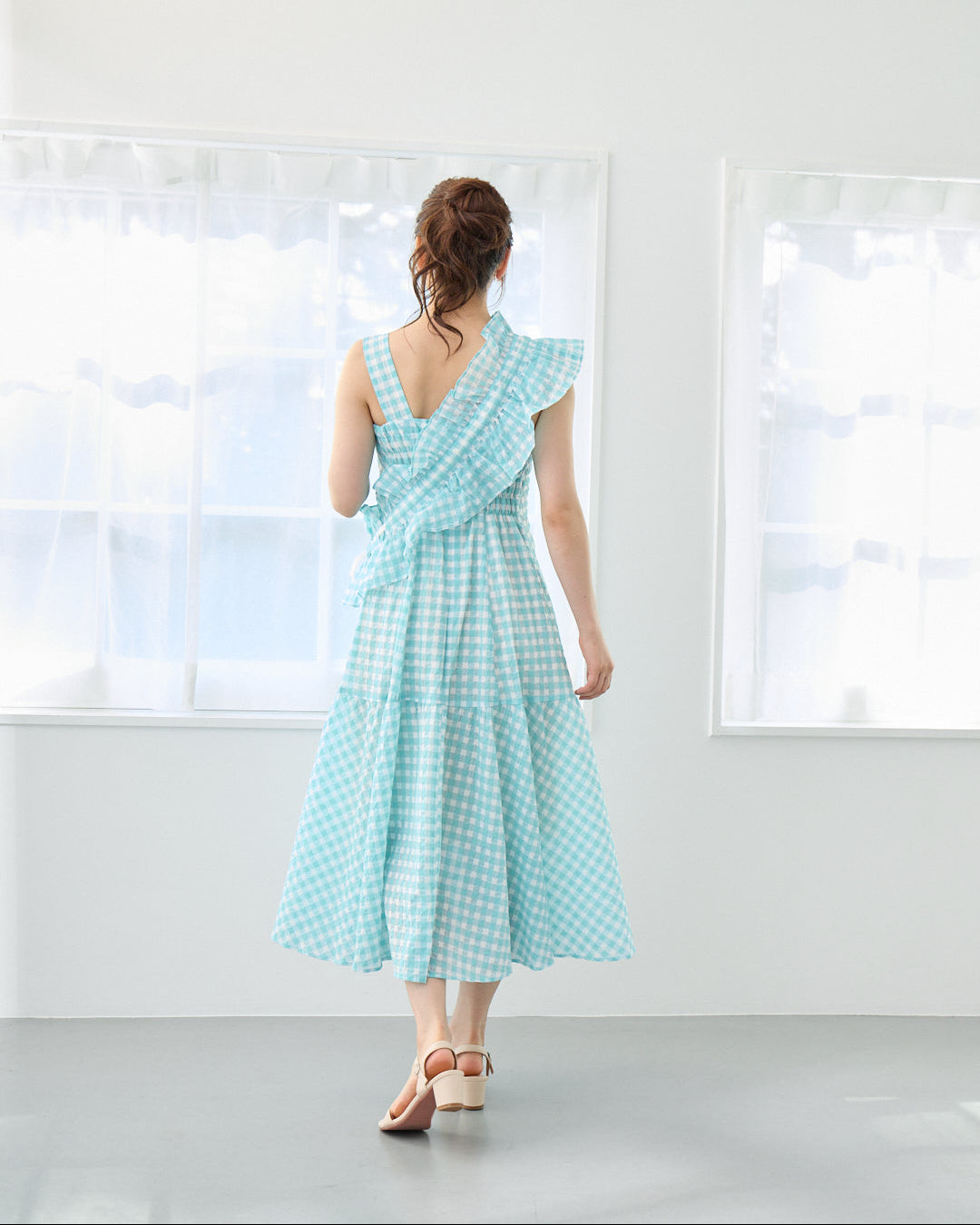 並木道の散歩DRESS