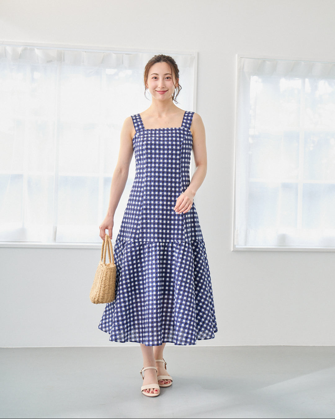 並木道の散歩DRESS