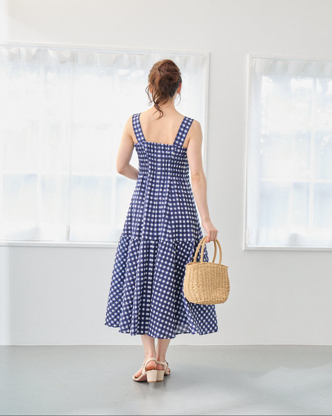 並木道の散歩DRESS