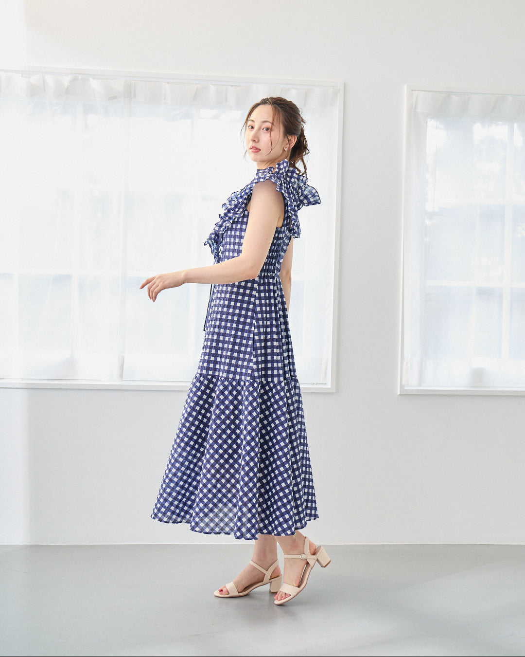 並木道の散歩DRESS