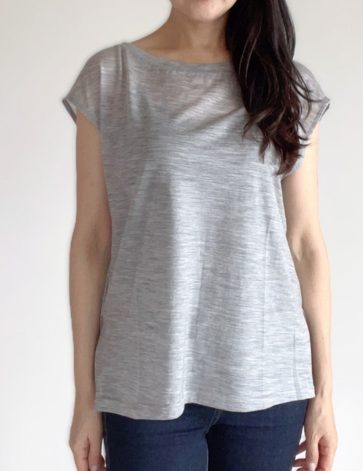 草原のTシャツ