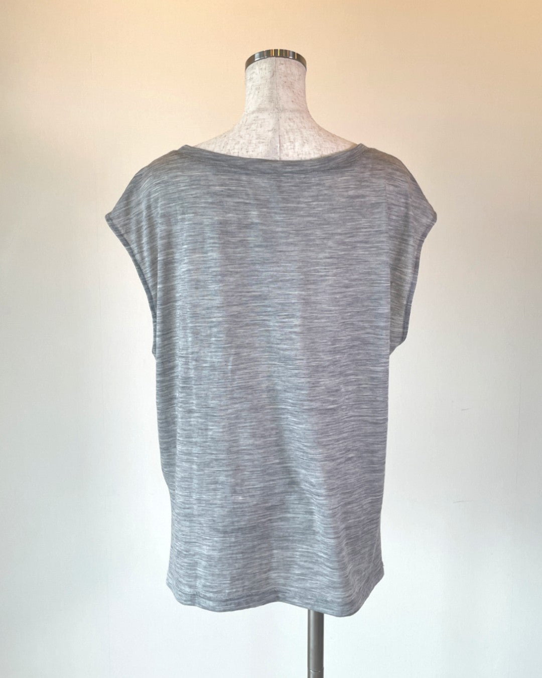 草原のTシャツ
